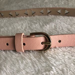 Geometric waist belt